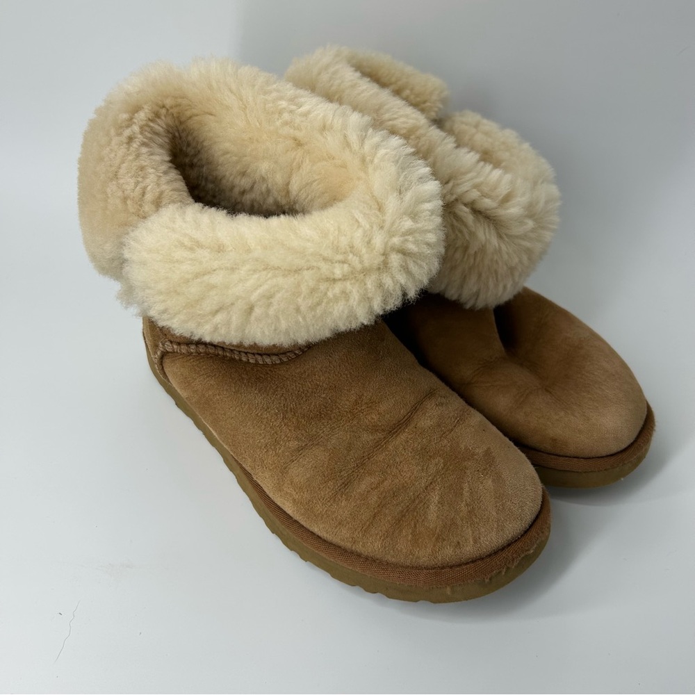 UGG Women's Tan Sheepskin Boots